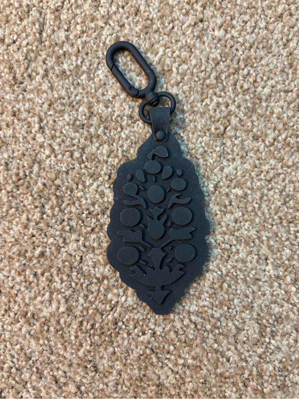 FP Black Silicone Floral Keychain